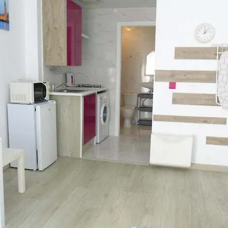 Apartment En Centro A 150m Del Mar Apolo B Torrevieja